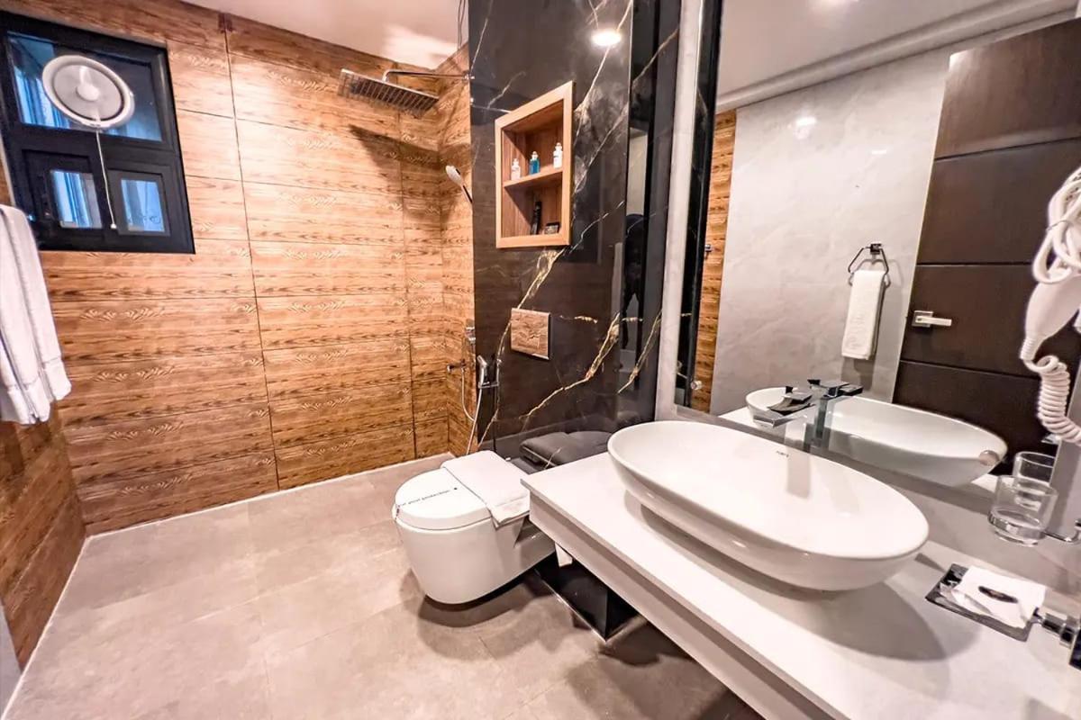 Fiora Hotel Murree Dış mekan fotoğraf